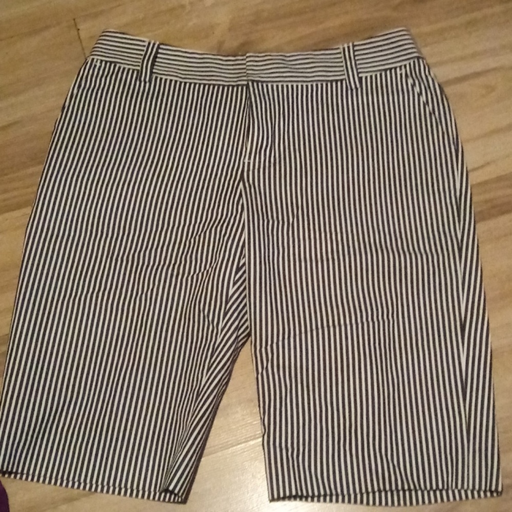 Kenar shorts
